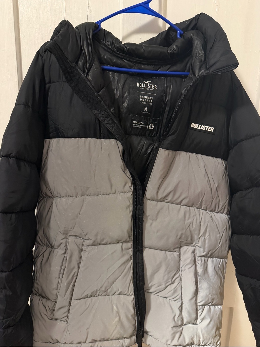 Hollister Colorblocked Black and Gray Men's Puffer Jacket
